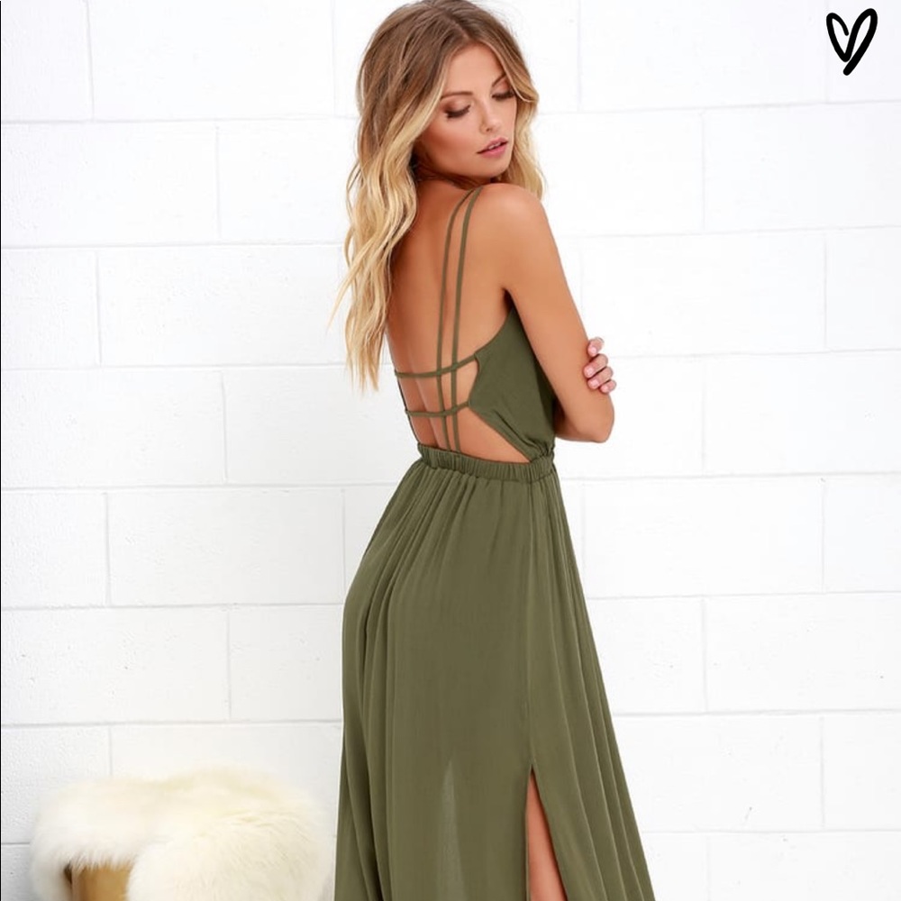 Lulu’s Lost in Paradise Maxi Dress